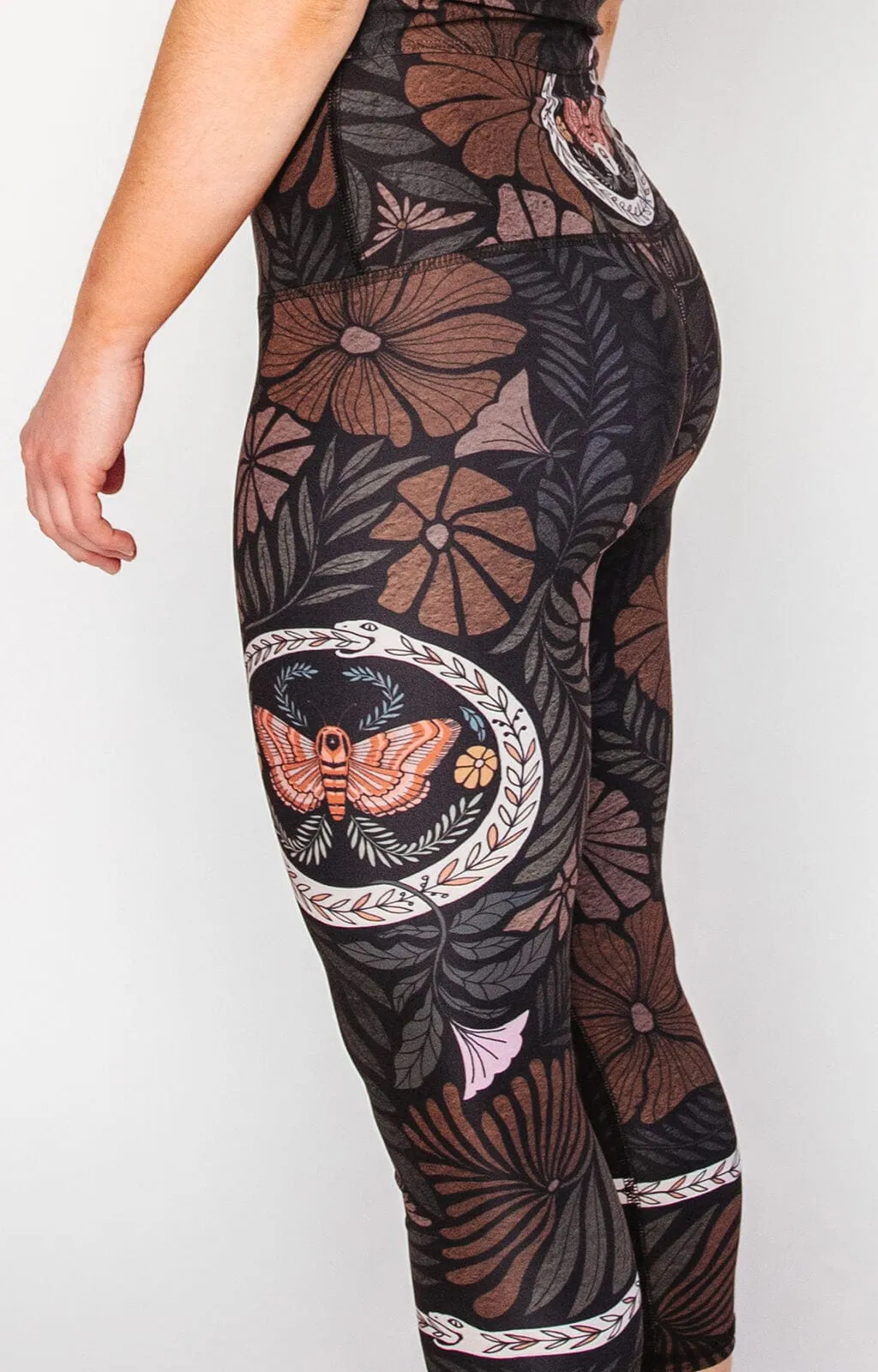 Ouroboros Printed Yoga Crops